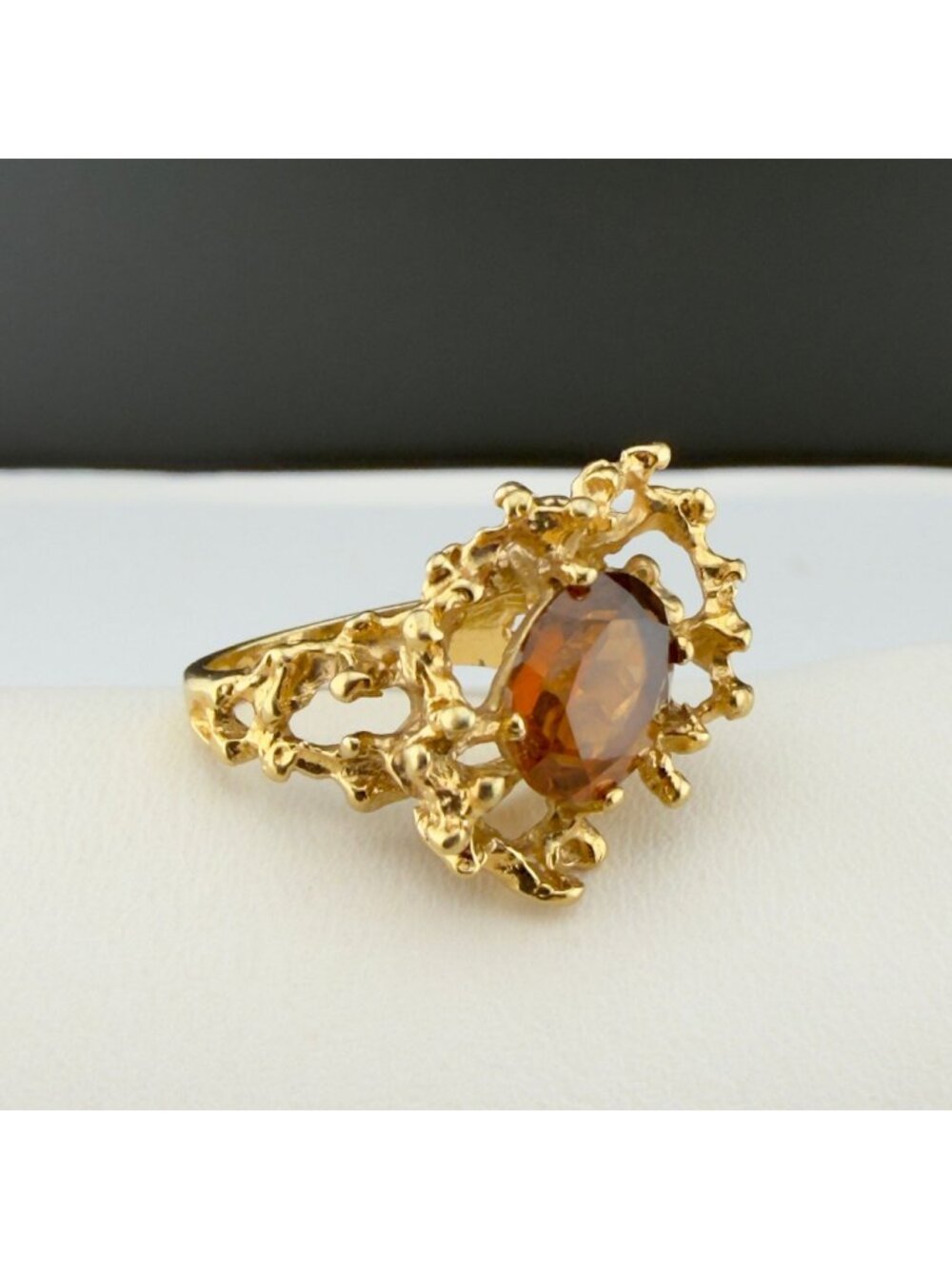 Vintage Vargas 18k HGE Brutalist Ring Size 4.75 Brown Glass Stone Gold Tone